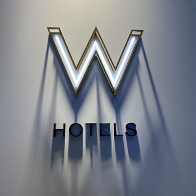 Stainless Steel Hotel Building Sign Acrylic Led Illuminated Channel Letters